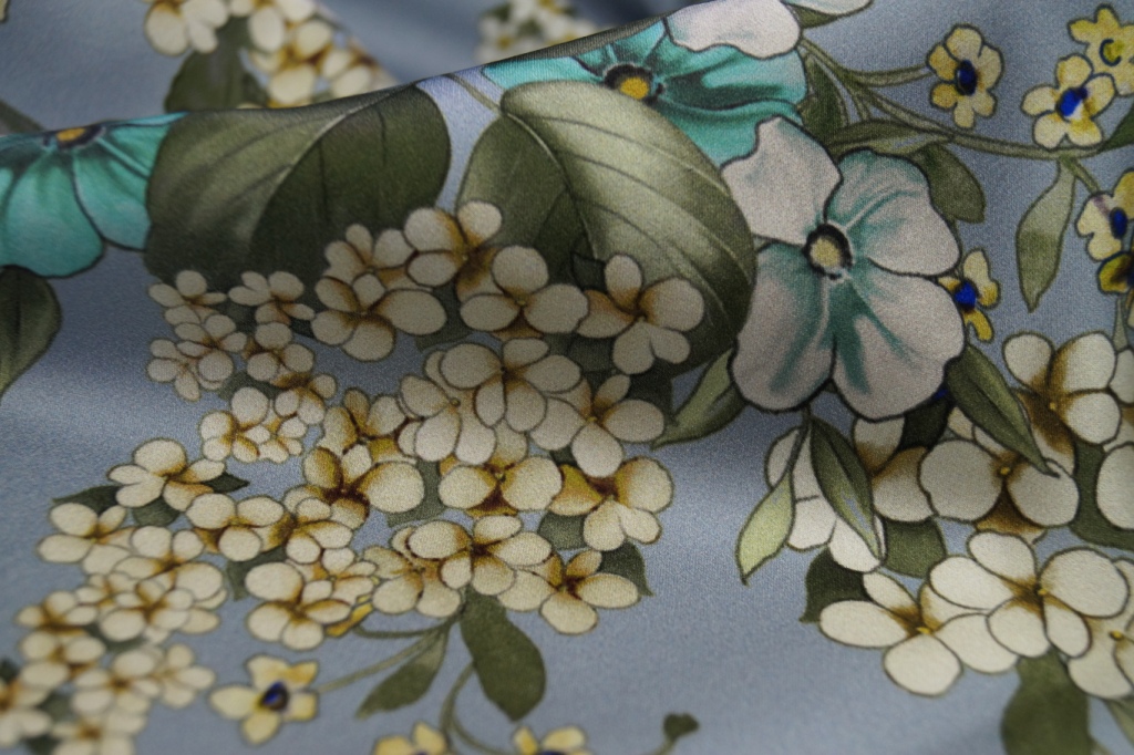 Шелк ткань Blumarine Шелк ткань Blumarine