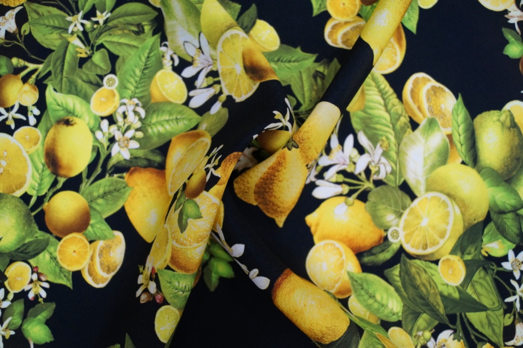 Шелковая ткань Dolce & Gabbana Шелковая ткань Dolce & Gabbana