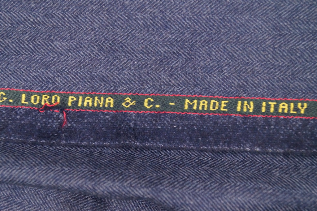 Костюмная ткань Loro Piana Костюмная ткань Loro Piana
