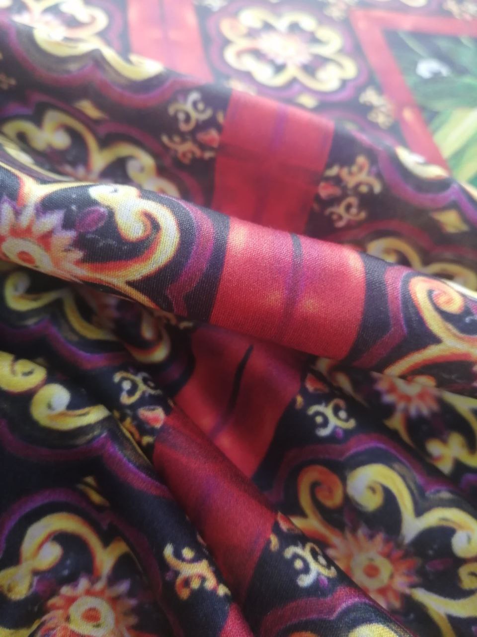 Шелковый платок Dolce & Gabbana Шелковый платок Dolce & Gabbana